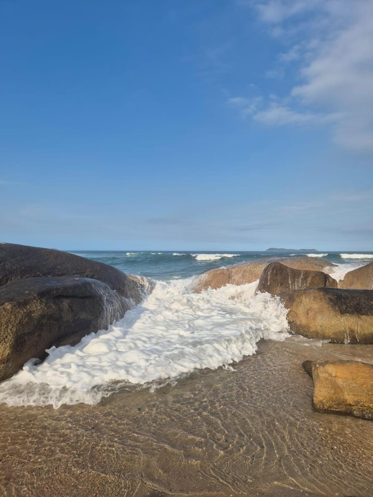 Refugio Vista Mar Praia Da Gamboa - Sc 加罗帕巴 外观 照片